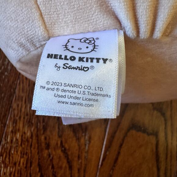 Hello Kitty Sanrio Squishmallows Gingerbread Christmas 2024 8" Plush Stuffie - Picture 15 of 16